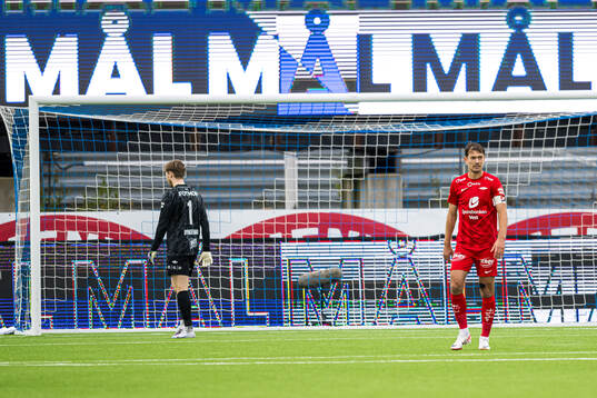 Mathias Dyngeland and Fredrik Pallesen Knudsen of Brann