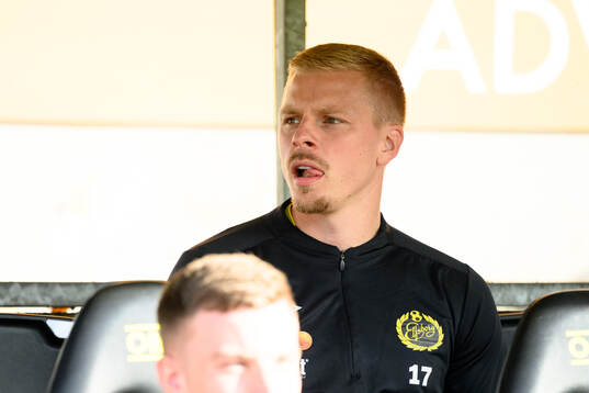 Elfsborgs Per Frick på bänken