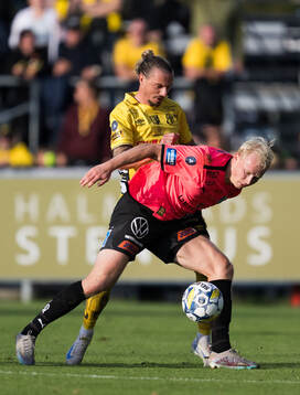 Elfsborgs Niklas Hult och Halmstads André Boman