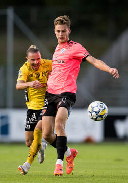 Elfsborgs Niklas Hult och Halmstads Villiam Granath