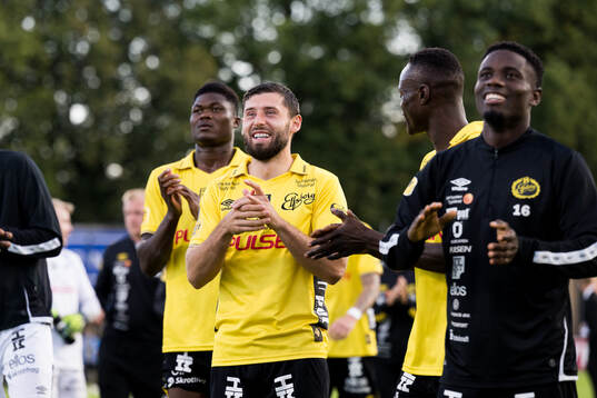 Elfsborgs Arber Zeneli jublar