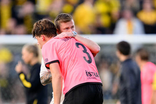 Halmstads huvudtränare Johan Lindholm och Gabriel Wallentin