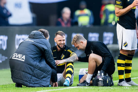 AIKs Alexander Milosevic har ont