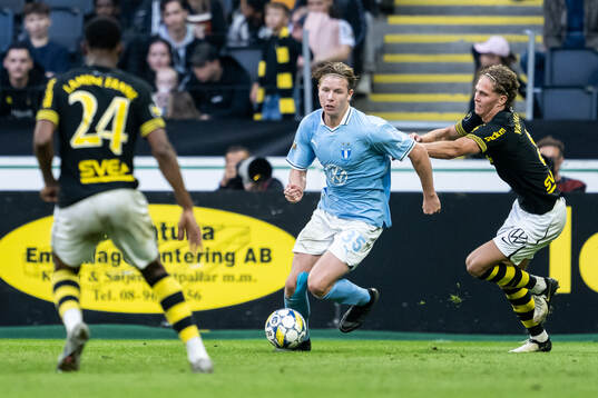 Malmö FFs Nils Zätterström och AIKs Onni Valakari