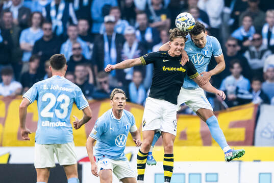 AIKs Onni Valakari och Malmö FFs Colin Rösler