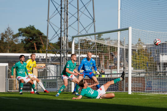 Falkenbergs Hugo Tilly gör 1-0