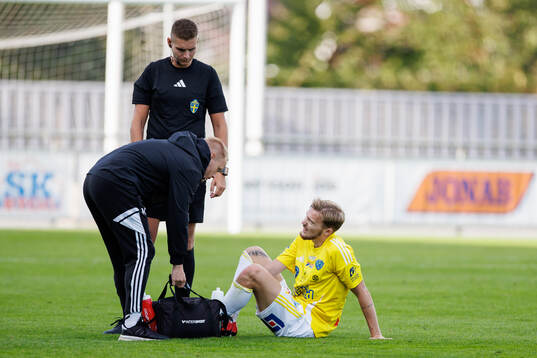 Falkenbergs Hugo Tilly har ont