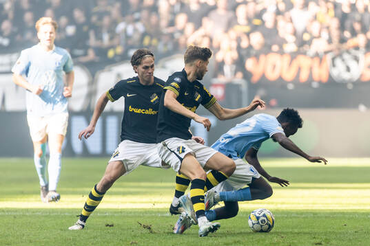 AIKs Eskil Edh och Malmö FFs Taha Ali