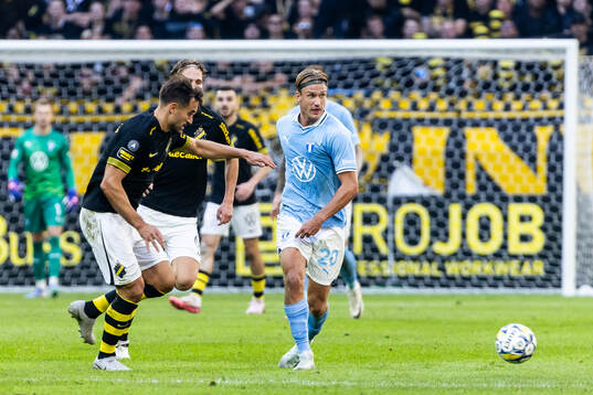 AIKs Sotirios Papagiannopoulos och Malmö FFs Erik Botheim