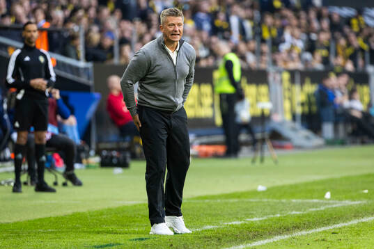 AIKs tränare Mikkjal Thomassen