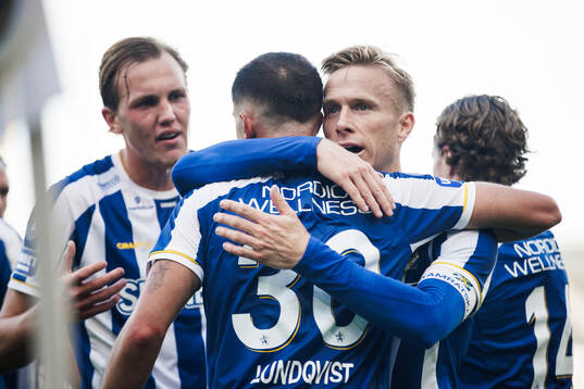 IFK Göteborgs Ramon Pascal Lundqvist och Oscar Wendt jublar