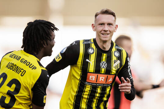 Häckens Julius Lindberg jublar