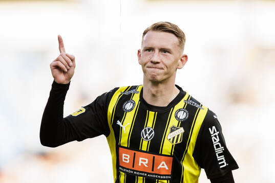 Häckens Julius Lindberg jublar