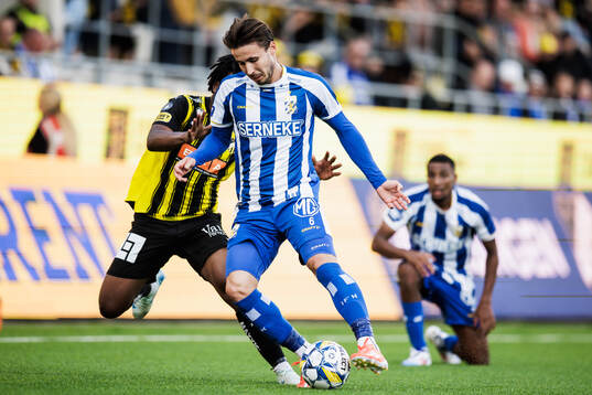 IFK Göteborgs Anders Trondsen och Häckens Jeremy Agbonifo