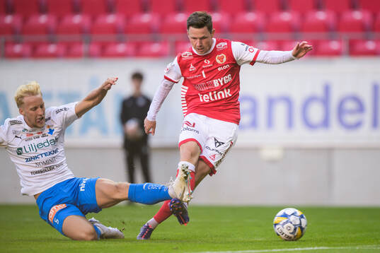 Värnamos Victor Larsson och Kalmars Max Svensson