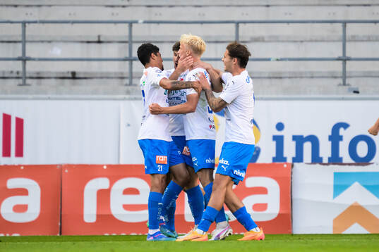 Värnamos Victor Larsson jublar