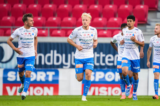 Värnamos Victor Larsson jublar