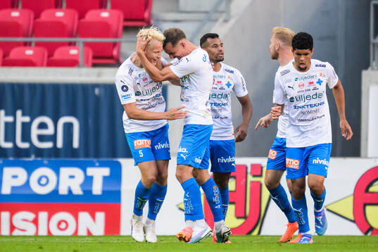 Värnamos Victor Larsson jublar