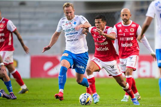 Värnamos Gustav Engvall och Kalmars Romario Pereira Sipiao