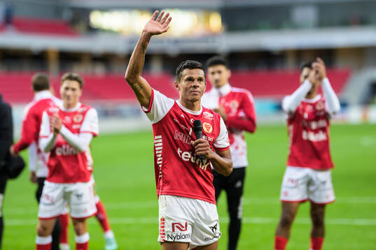 Kalmars Romario Pereira Sipiao jublar