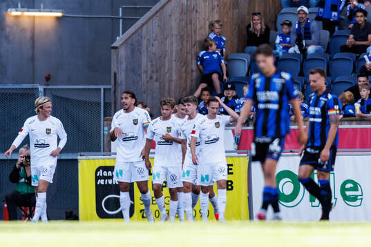 Brommapojkarnas Wilmer Odefalk jublar