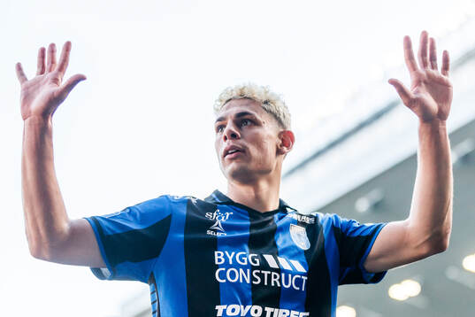 Sirius Yousef Salech jublar 3-1 målet