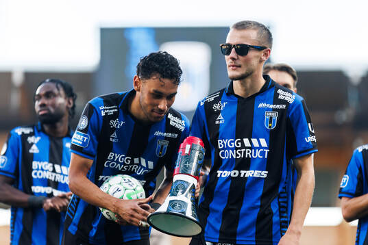 Sirius Joakim Persson och Melker Heier jublar