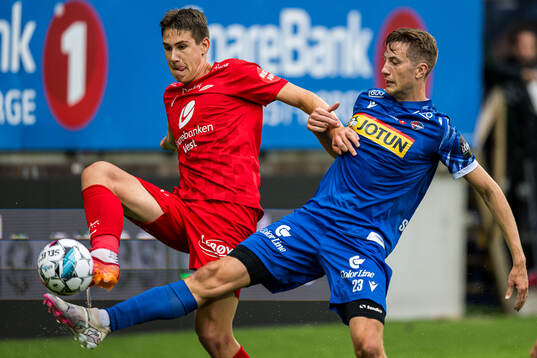 Eivind Helland of Brann and Stefan Ingi Sigurdarson of