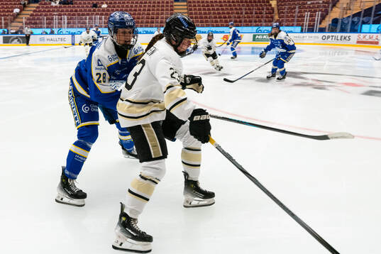 Leksands Linnea Horn och SDEs Emma Bergesen