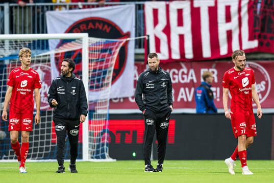 Eirik Horneland, head coach of Brann, looks dejected