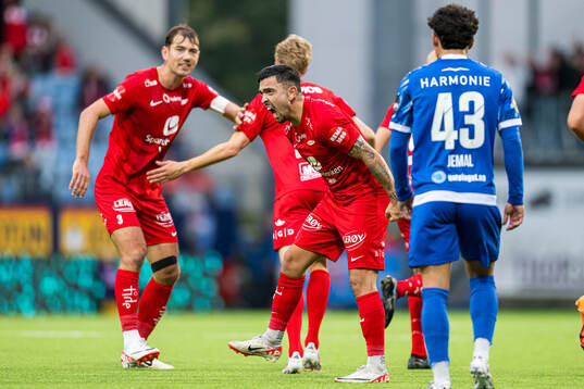 Niklas Fernando Castro of Brann celebrates