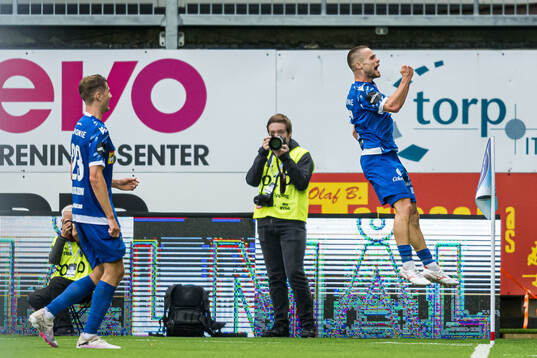 Loris Mettler of Sandefjord celebrates