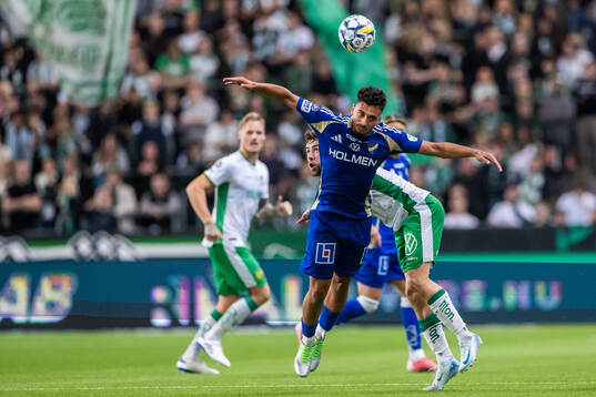 IFK Norrköpings Moutaz Neffati och Hammarbys Marc Llinares