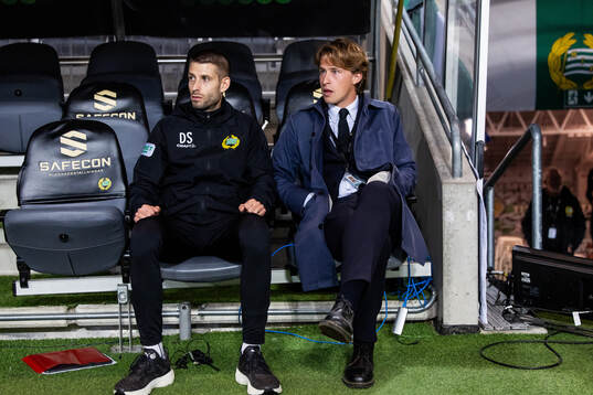 Hammarbys assisterande tränare David Selini och tekniske