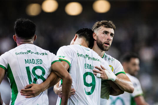 Hammarbys Marc Llinares Barragan med Hammarbys Montader