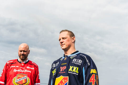 Daniel Karlunden, huvudtränare Almtuna, samt Robert Kimby,