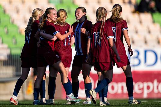 Johanna Fedeler of Norway celebrates