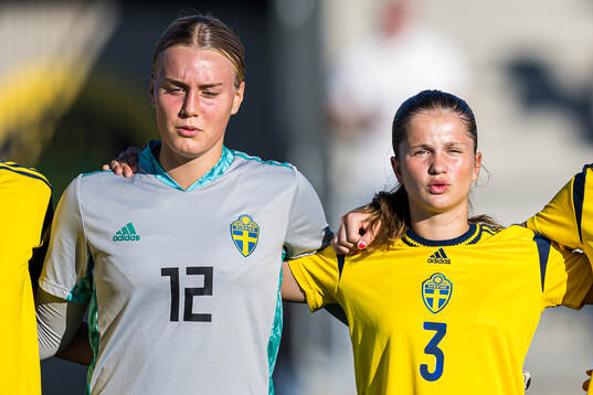 Hillevie Ströbeck and Ella Edstrand of Sweden