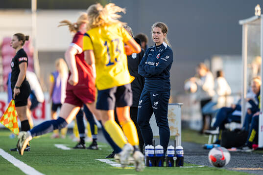 Elise Brotangen, head coach of Norway