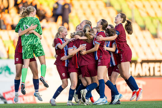 Elle Walvick Glesne and Helene Olsson of Norway celebrates