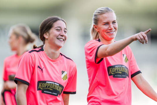 Ruby Grant and Josefine Rybrink of Häcken