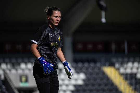 Goalkeeper Jennifer Falk