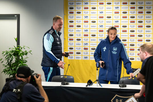 Head coach Head coach Jonas Eidevall and Rosa Kafaji