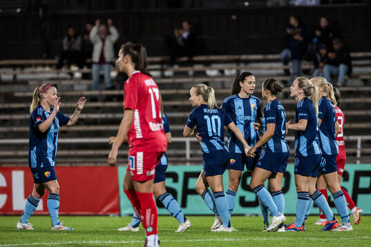 Djurgårdens Tove Almqvist jublar