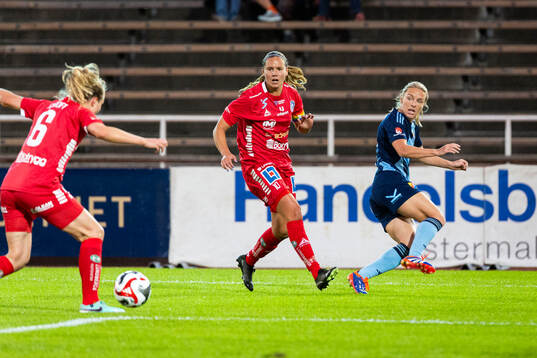 Linköpings Noor Hoelsbrekken Eckhoff och Emma Lennartsson