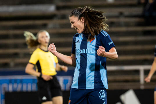 Djurgårdens Pauline Hammarlund jublar