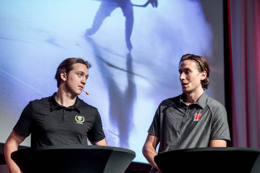 Färjestads Stian Solberg och Örebros Jonas Arntzen