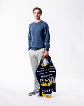 Hv71s Oscar Fisker Moelgaard