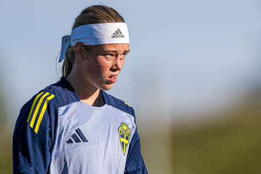 Roos Huitzing of Sweden