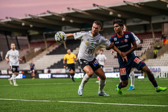 Bläddra bland fler bilder av Fotboll, Superettan, Örebro - Sandvikens IF